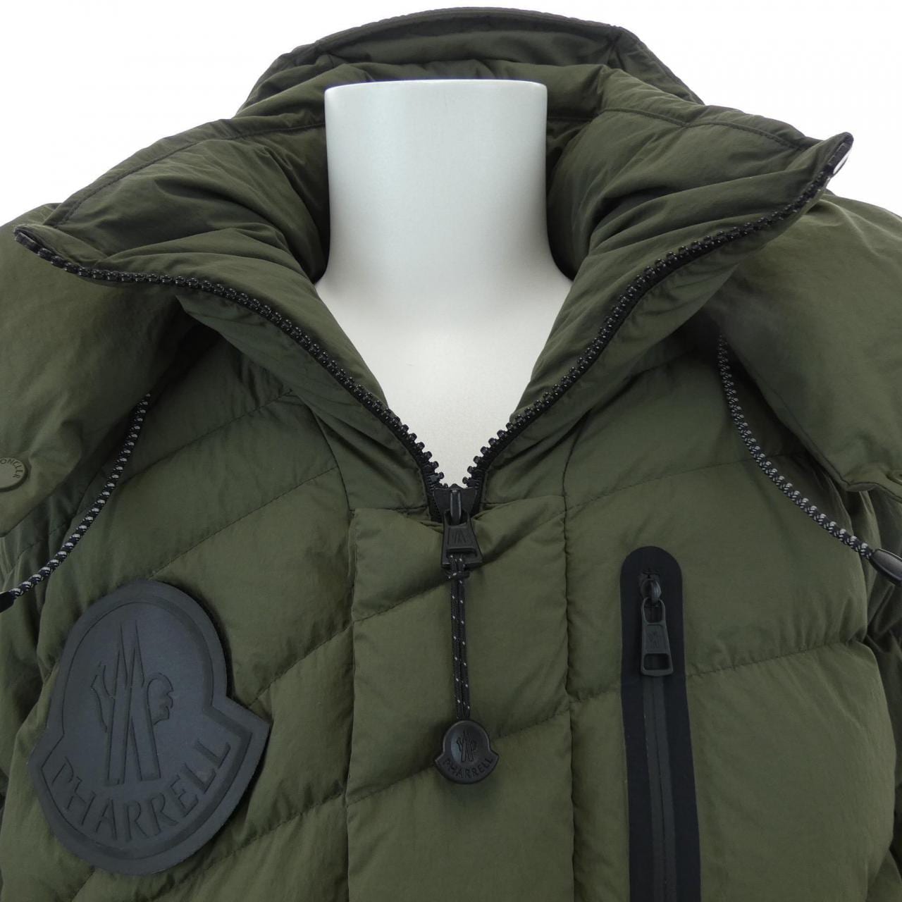 モンクレール ジーニアス MONCLER GENIUS PHARRELL WILLIAMS CHESTNUT ダウンジャケット