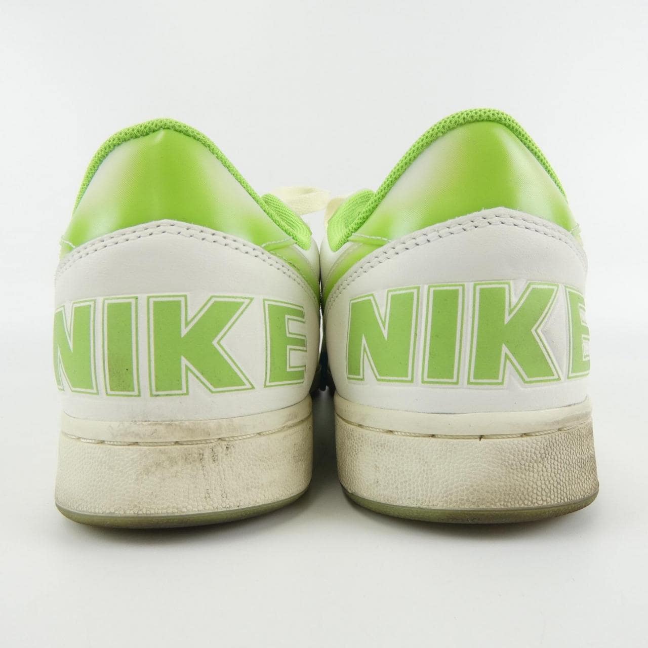 耐克NIKE运动鞋