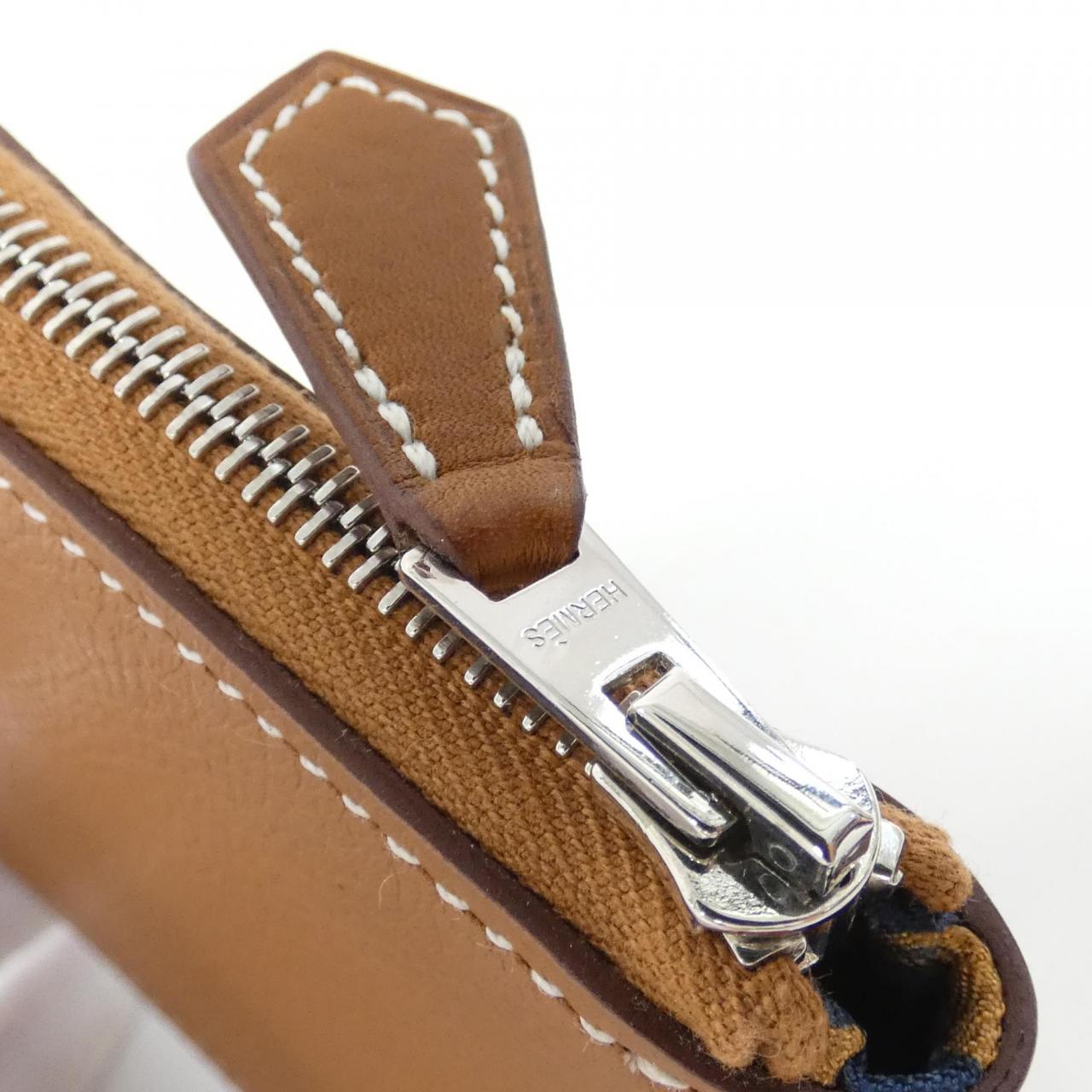 エルメス WILD シルク イン ポルト モネ 084716CK コインケース