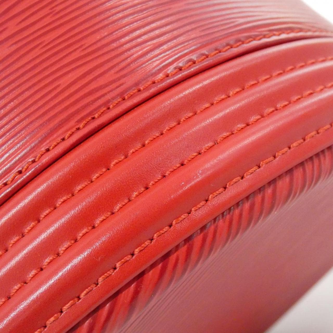 【ヴィンテージ】ルイヴィトン エピ カンヌ M48037 バッグ