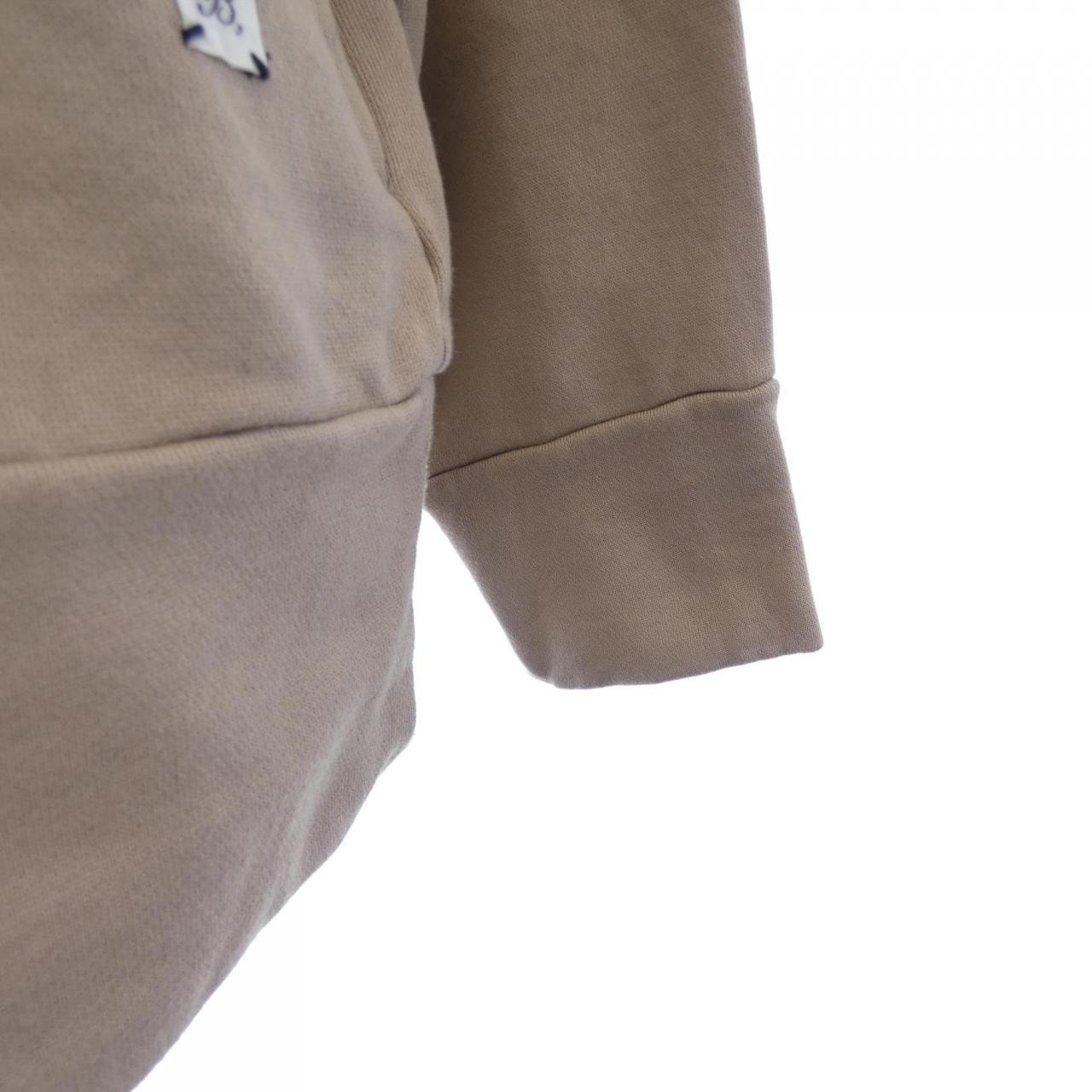 ベイジュ BEIGE. パーカー