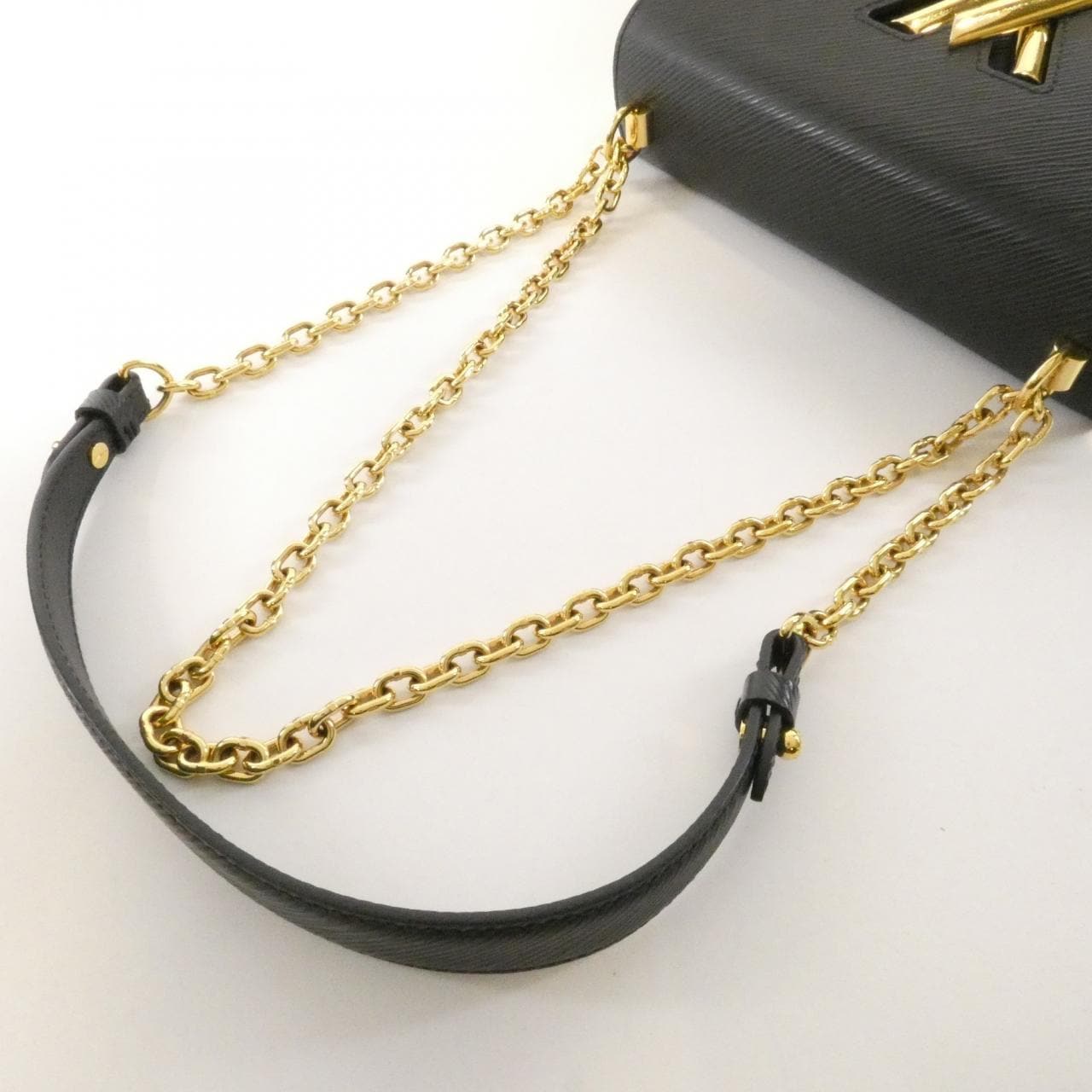 ルイヴィトン エピ ツイスト MM M54804 ショルダーバッグ