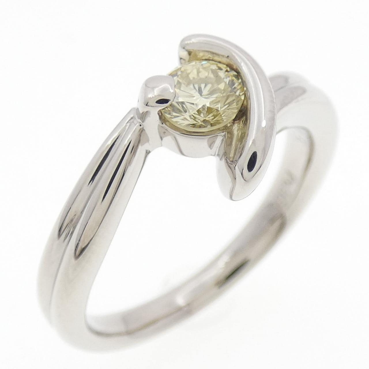 PT900 ダイヤモンド リング 0.305CT