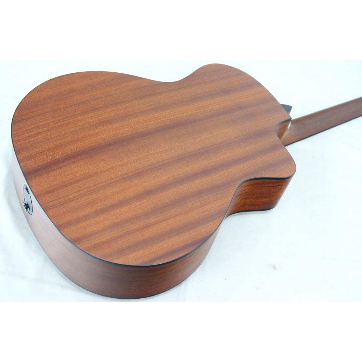 ＴＡＹＬＯＲ　　１１４ＣＥ／ＬＨ
