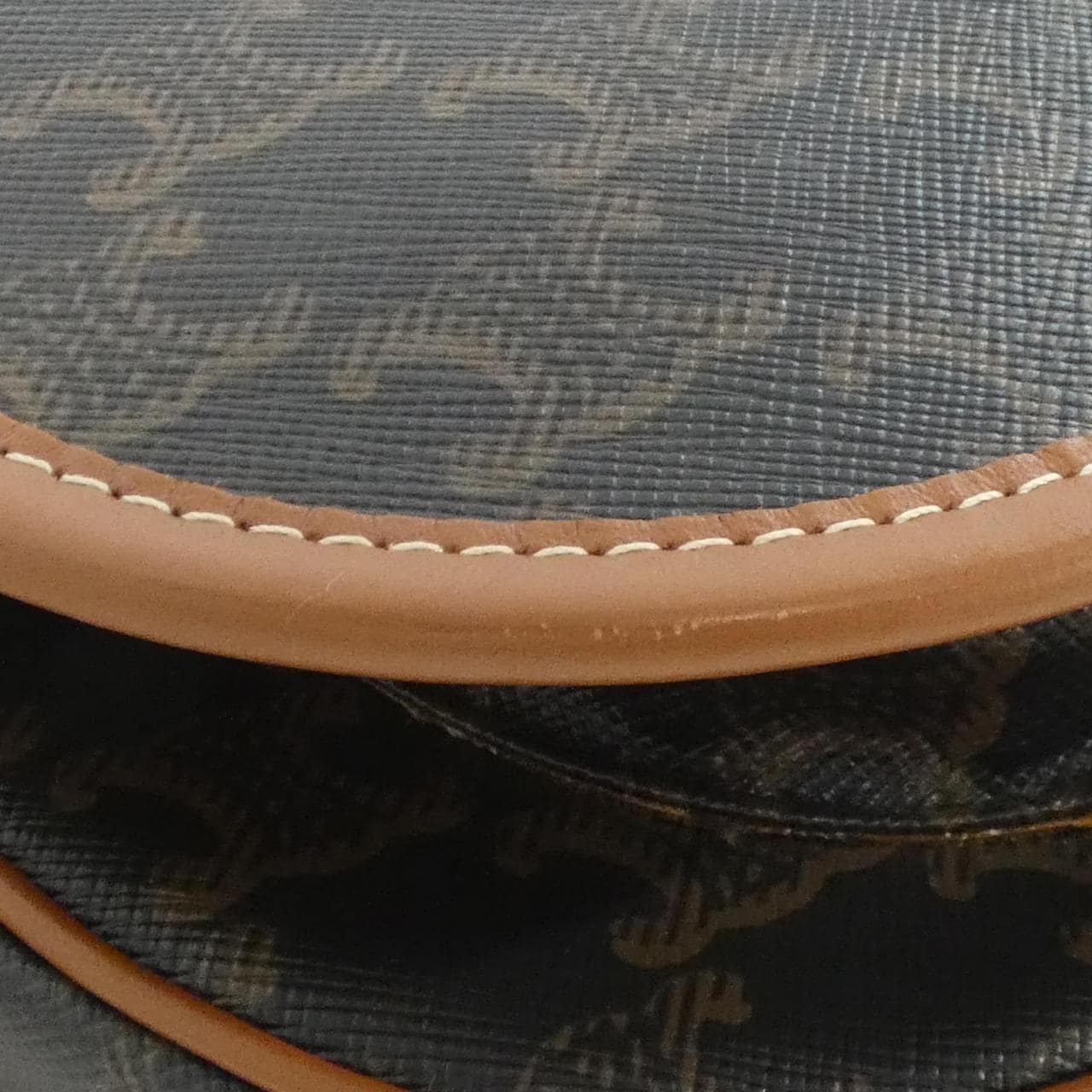 セリーヌ フォルコ ミディアム 191502BZJ ショルダーバッグ