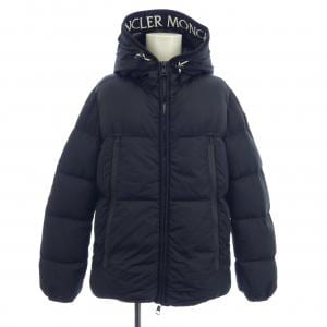 モンクレール MONCLER ダウンジャケット