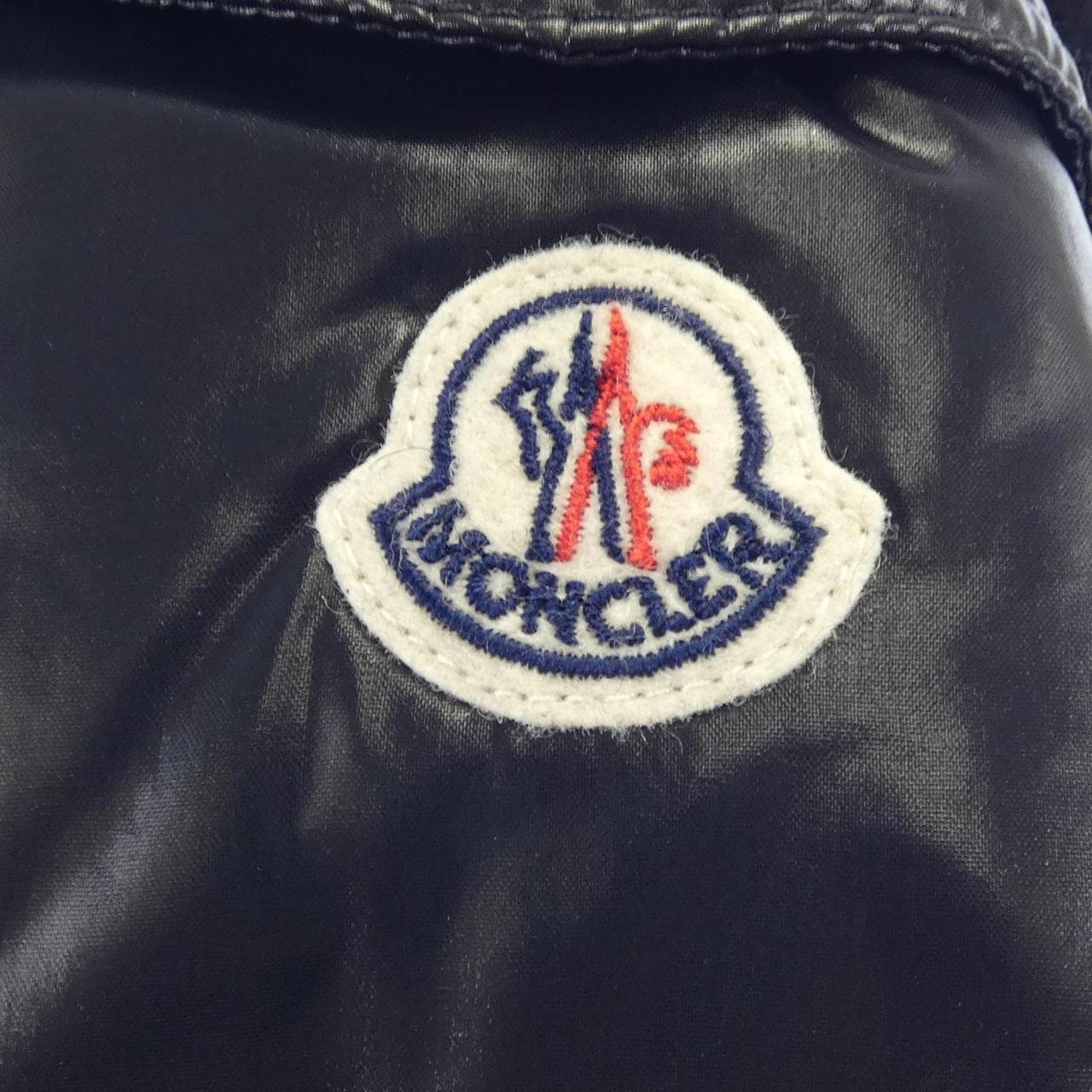 モンクレール MONCLER ダウンジャケット