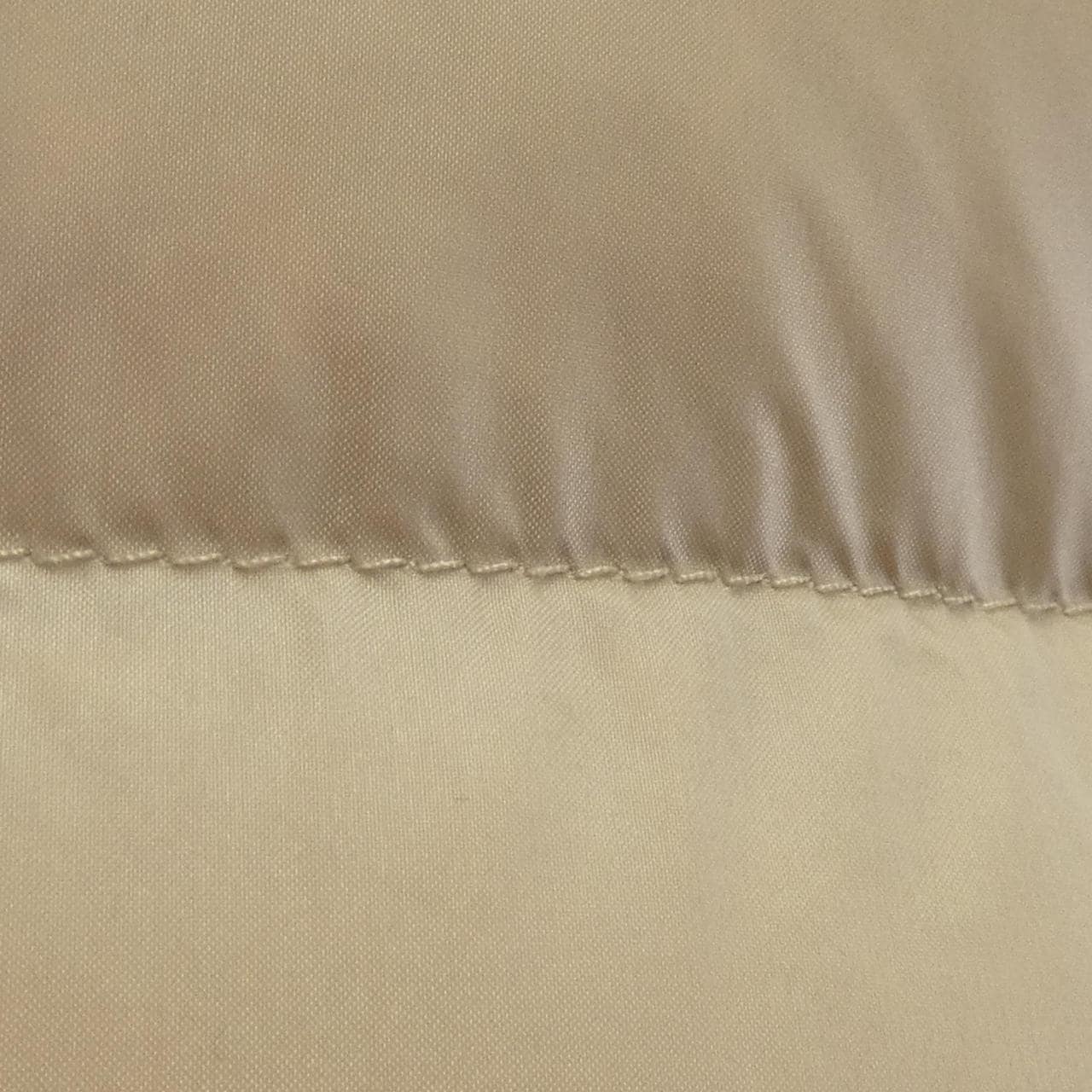 モンクレール MONCLER ダウンジャケット