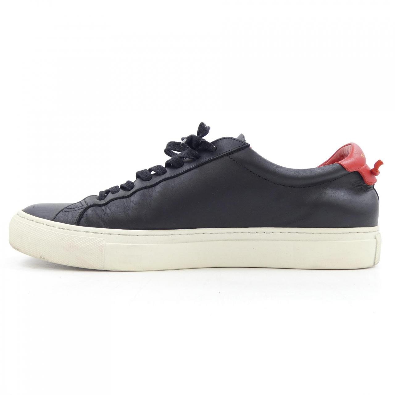 ジバンシー GIVENCHY スニーカー