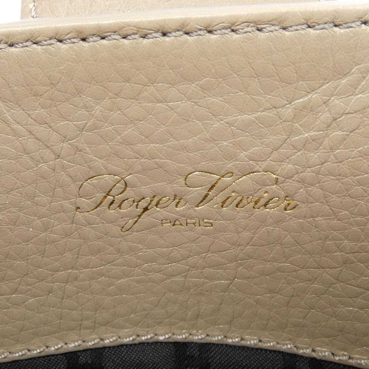 ロジェヴィヴィエ ROGER VIVIER BAG
