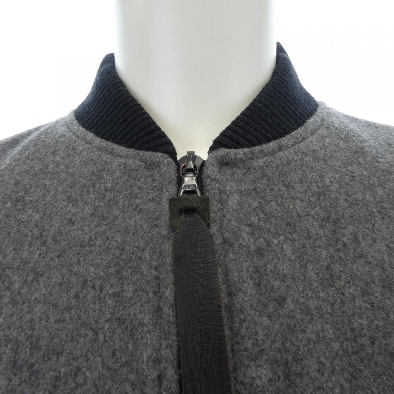 CHRISTOPHERRAEBURN ジャケット