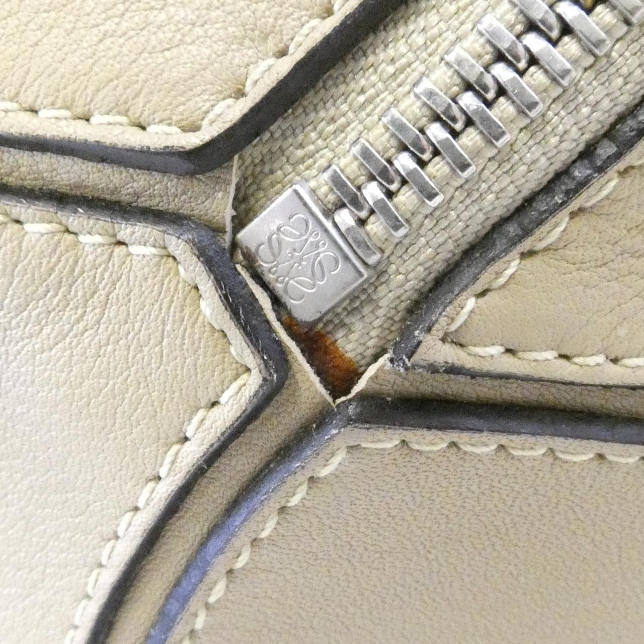 ロエベ パズル ミディアム 322 30 K74 バッグ