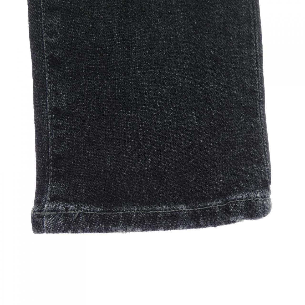 ピーティートリノ PT TORINO QP05B0 ジーンズ