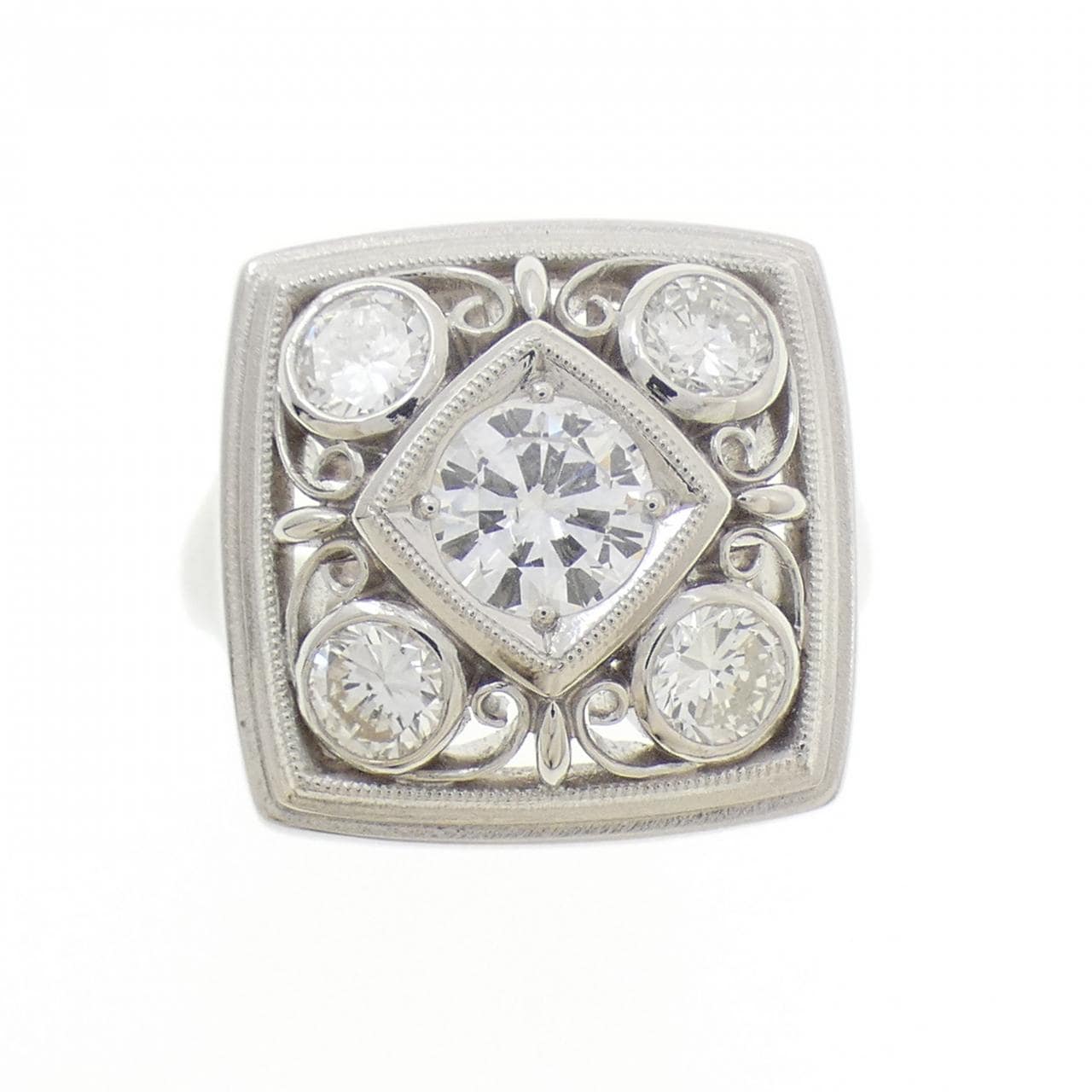 PT900 ダイヤモンド リング 1.40CT