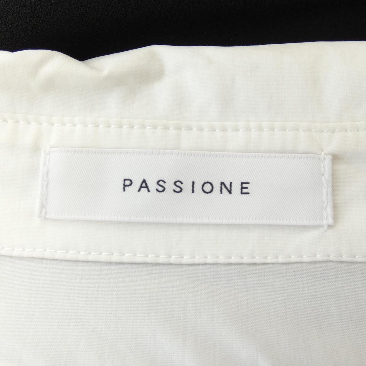 PASSIONE トップス