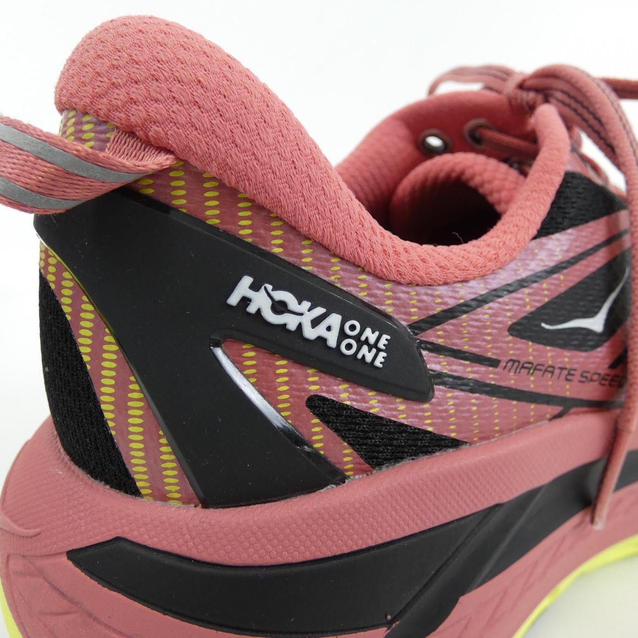 HOKA ONE ONE運動鞋