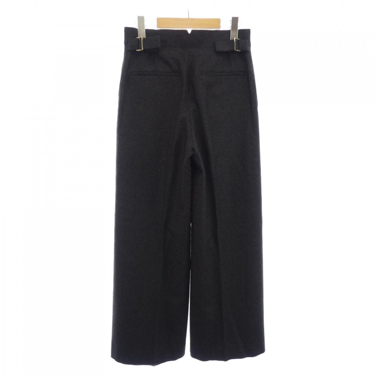 ebure pants