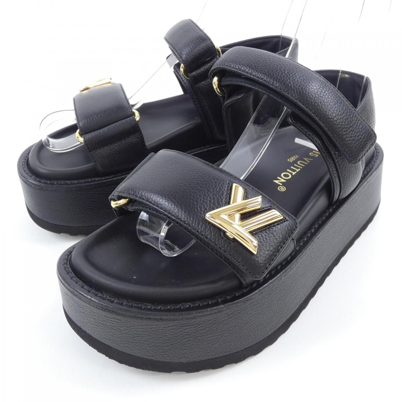 ルイヴィトン LOUIS VUITTON LVツイスト LVサンセットライン サンダル