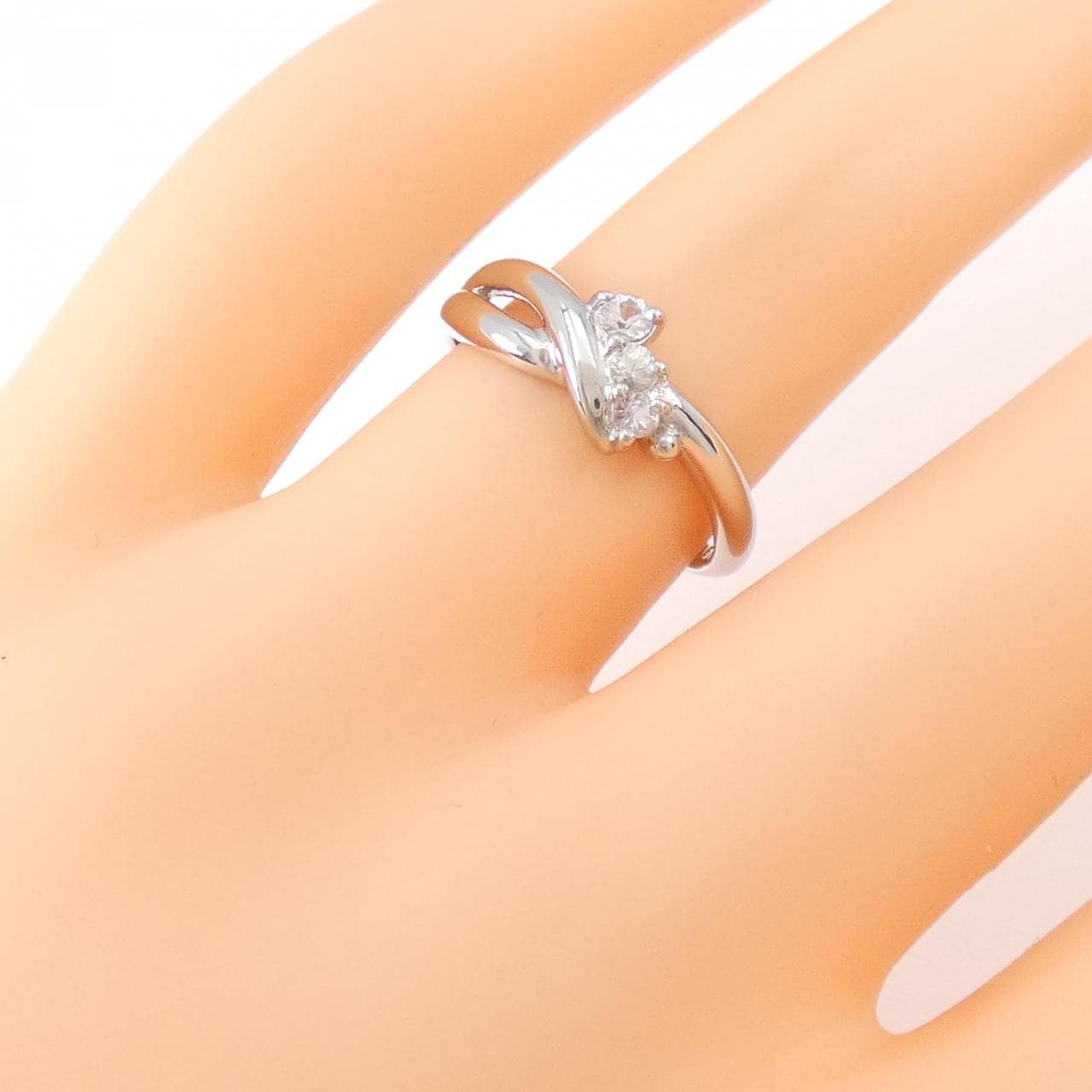 PT White Sapphire Ring 0.15CT