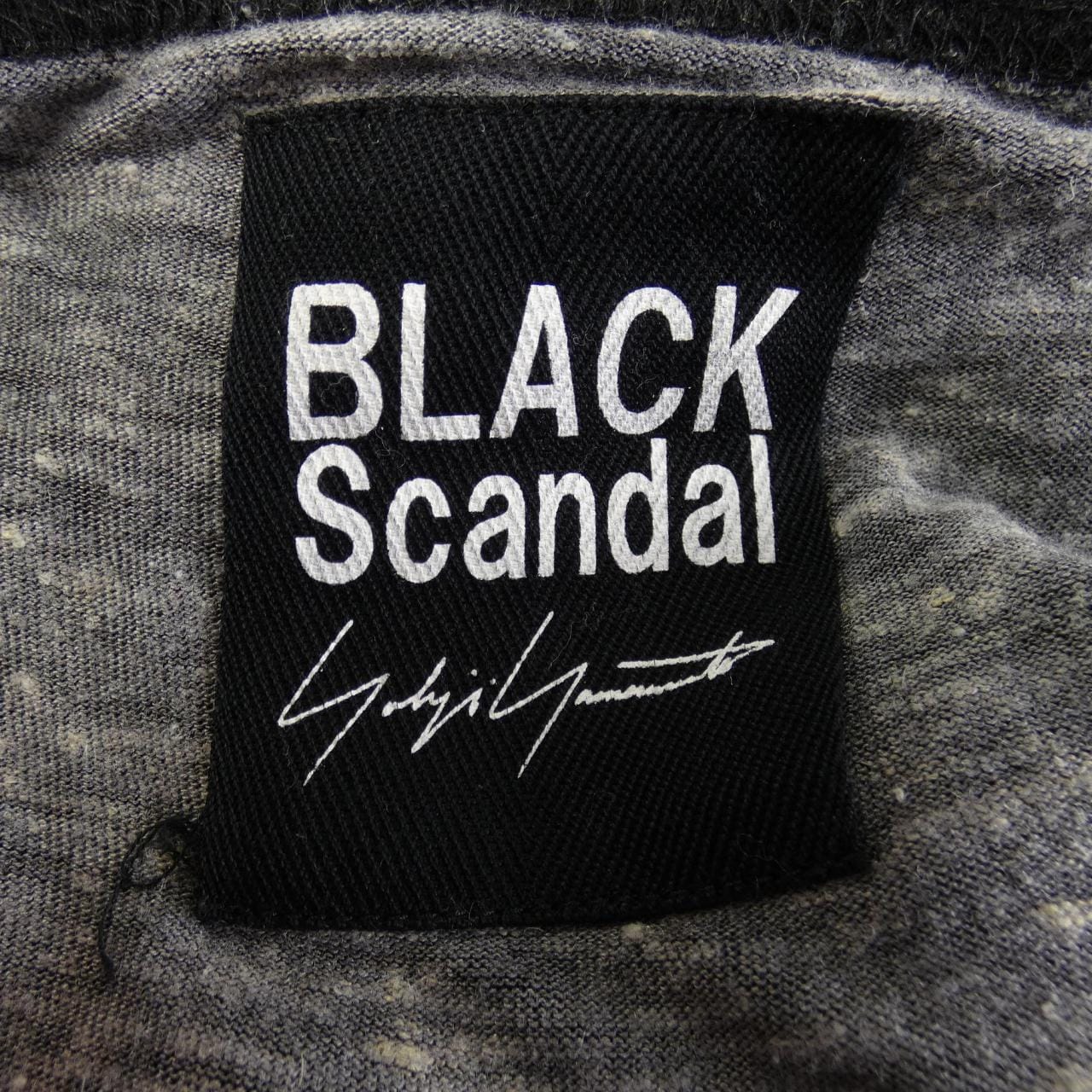 BLACK SCANDAL YOHJI Tシャツ