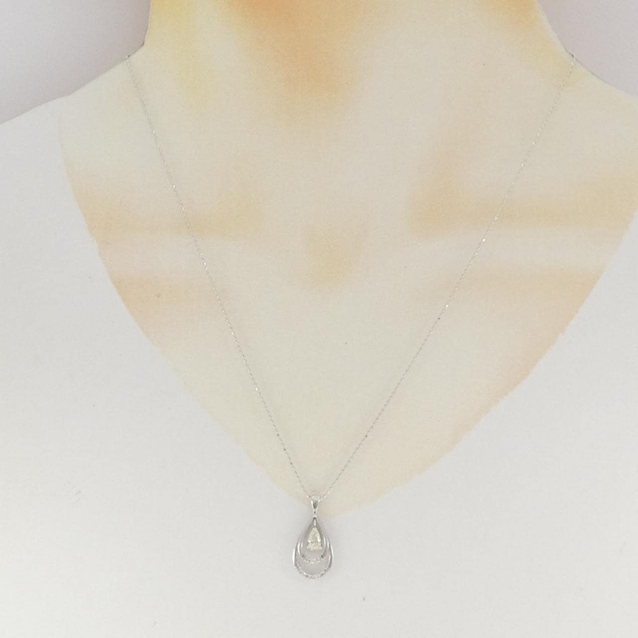 K18WG ダイヤモンド ネックレス 0.30CT
