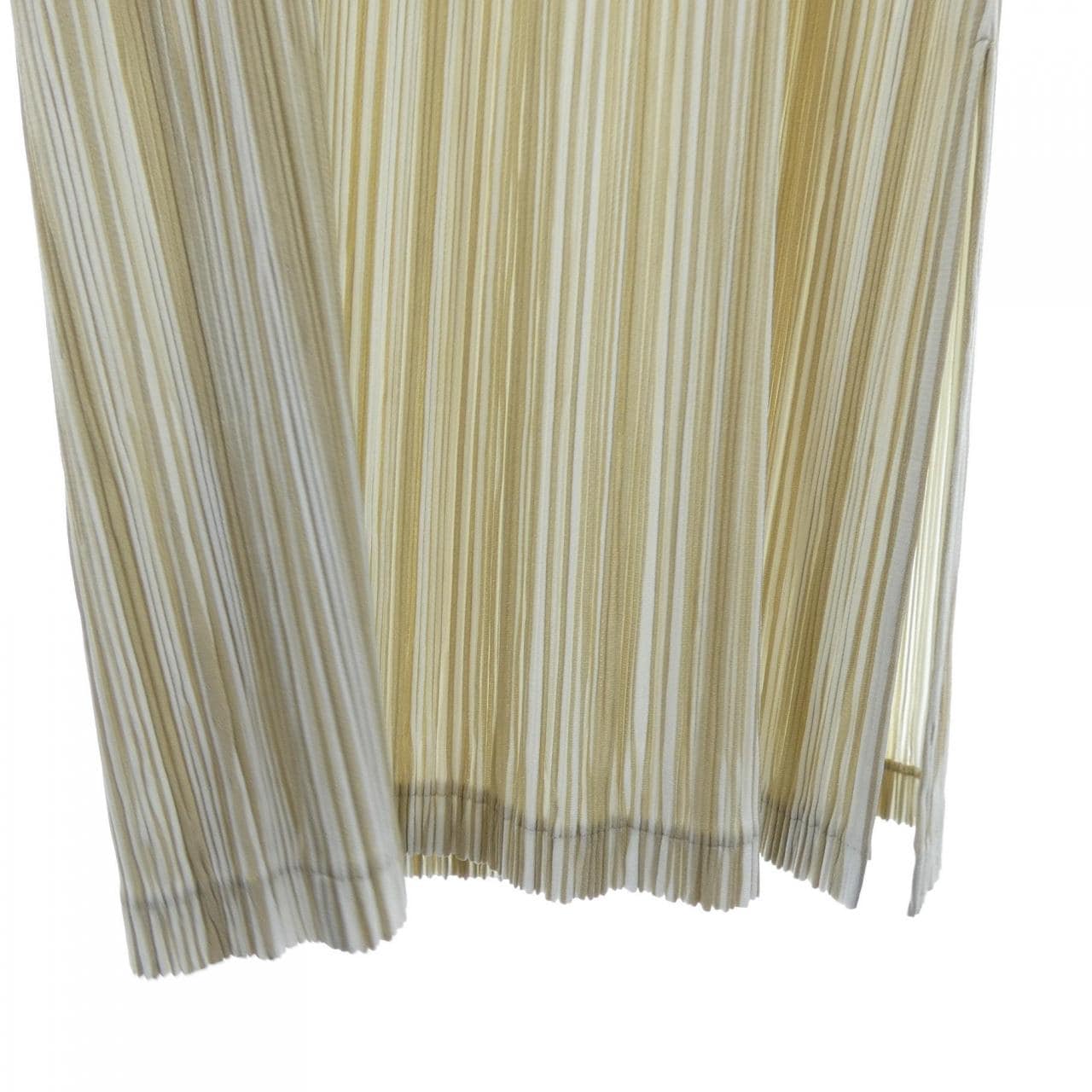 イッセイミヤケ ISSEY MIYAKE IM02FF609 パンツ
