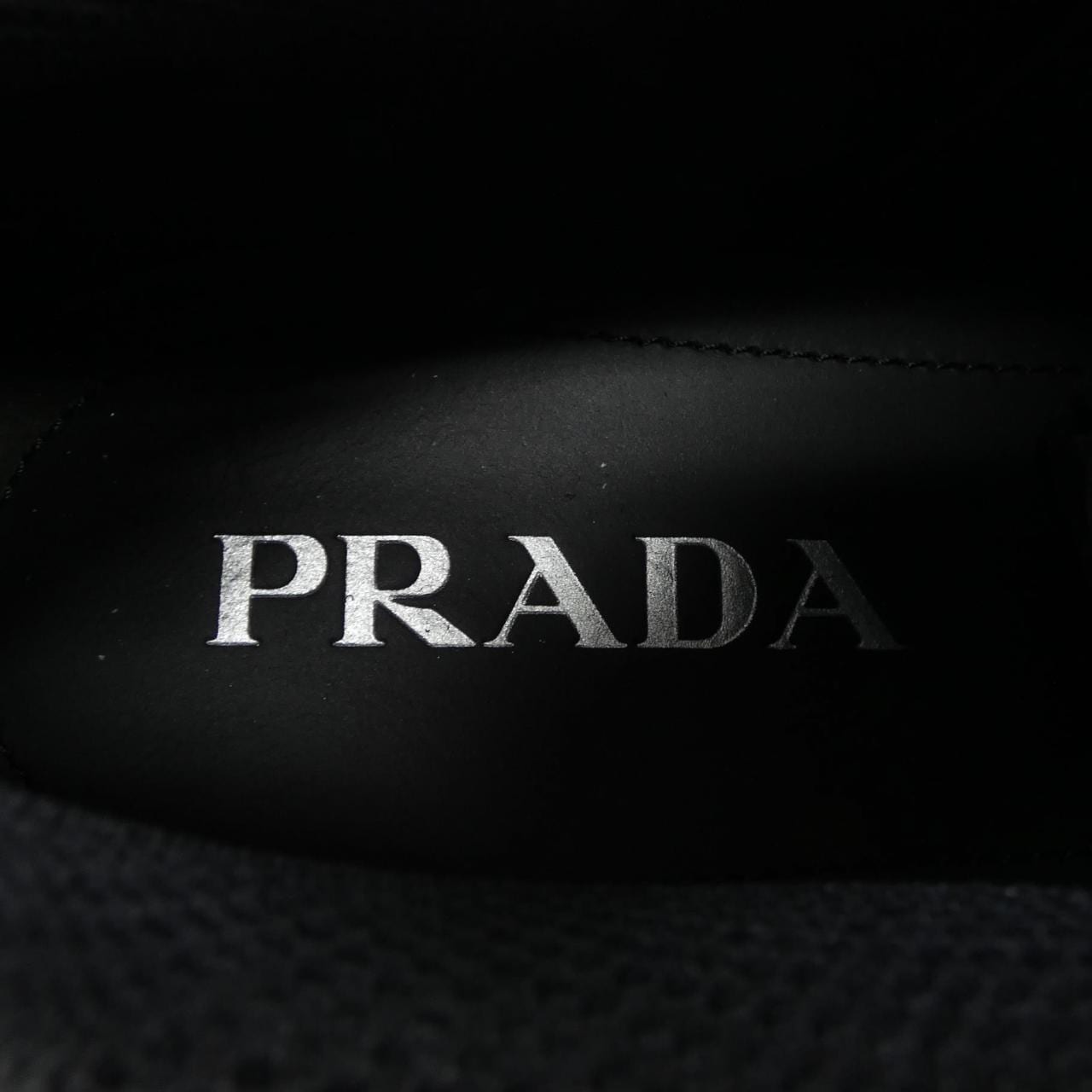 プラダ PRADA スニーカー