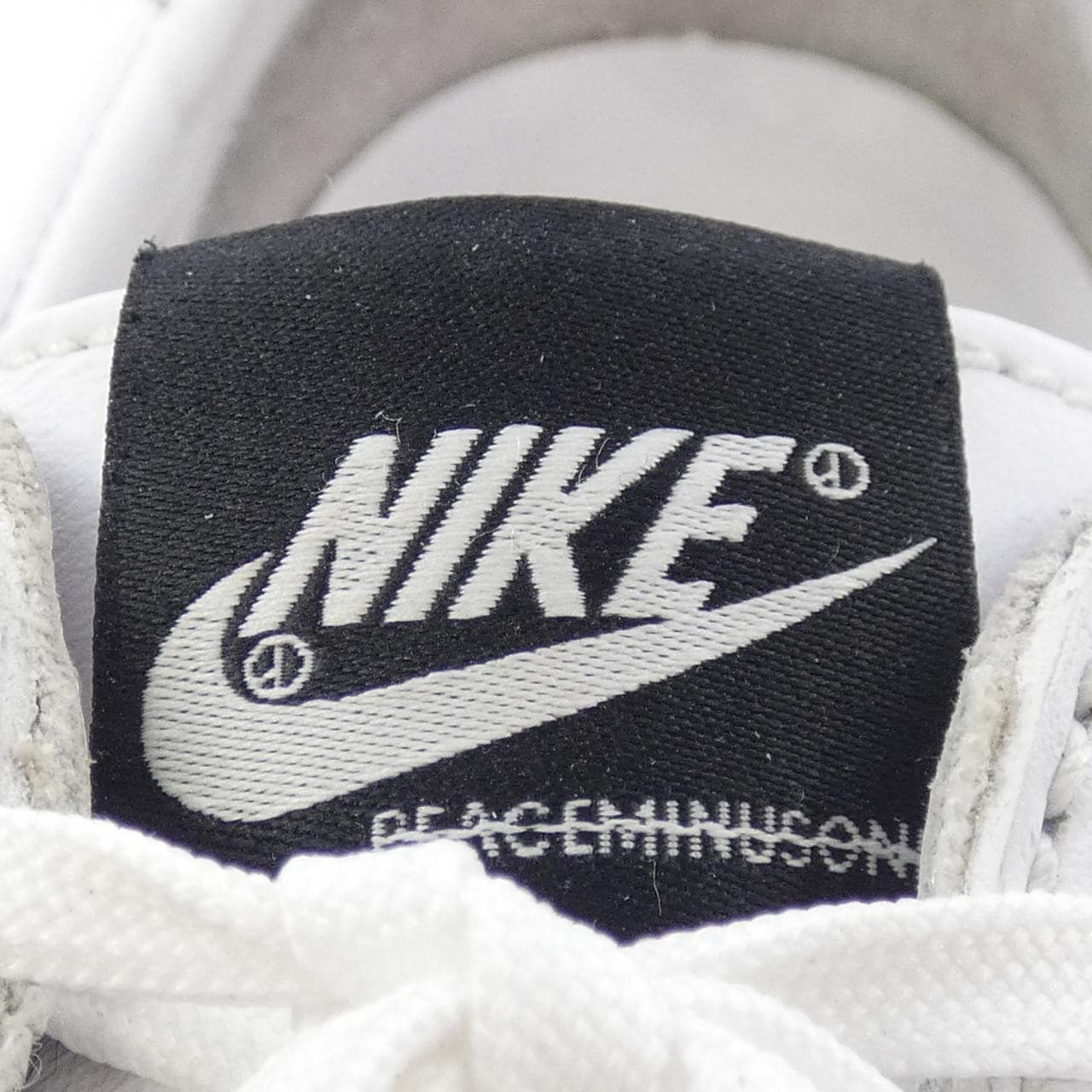 ナイキ NIKE DH2482-100 スニーカー