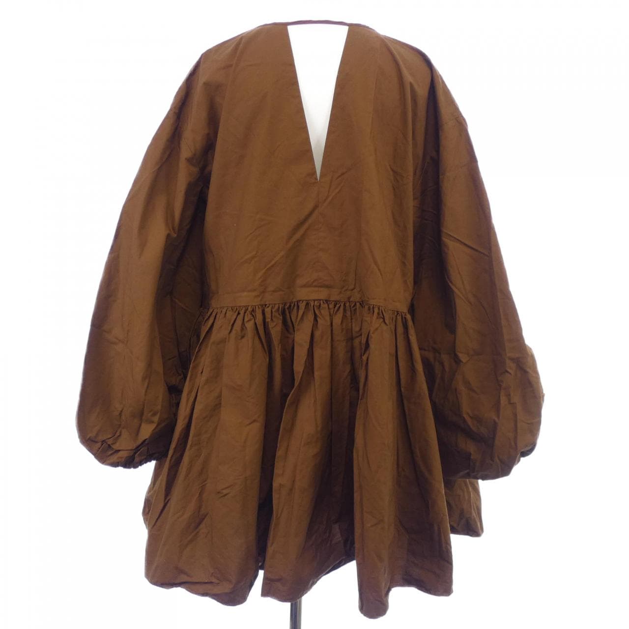 ウーア Uhr ワンピース