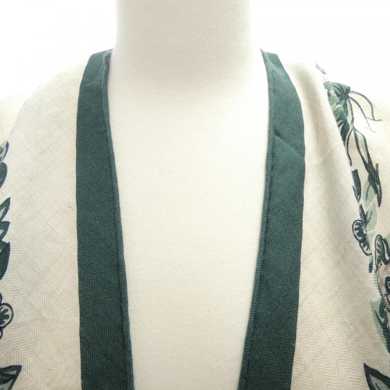 エルメス HERMES JUNGLE LOVE H361876S トライアングルジェアン ショール