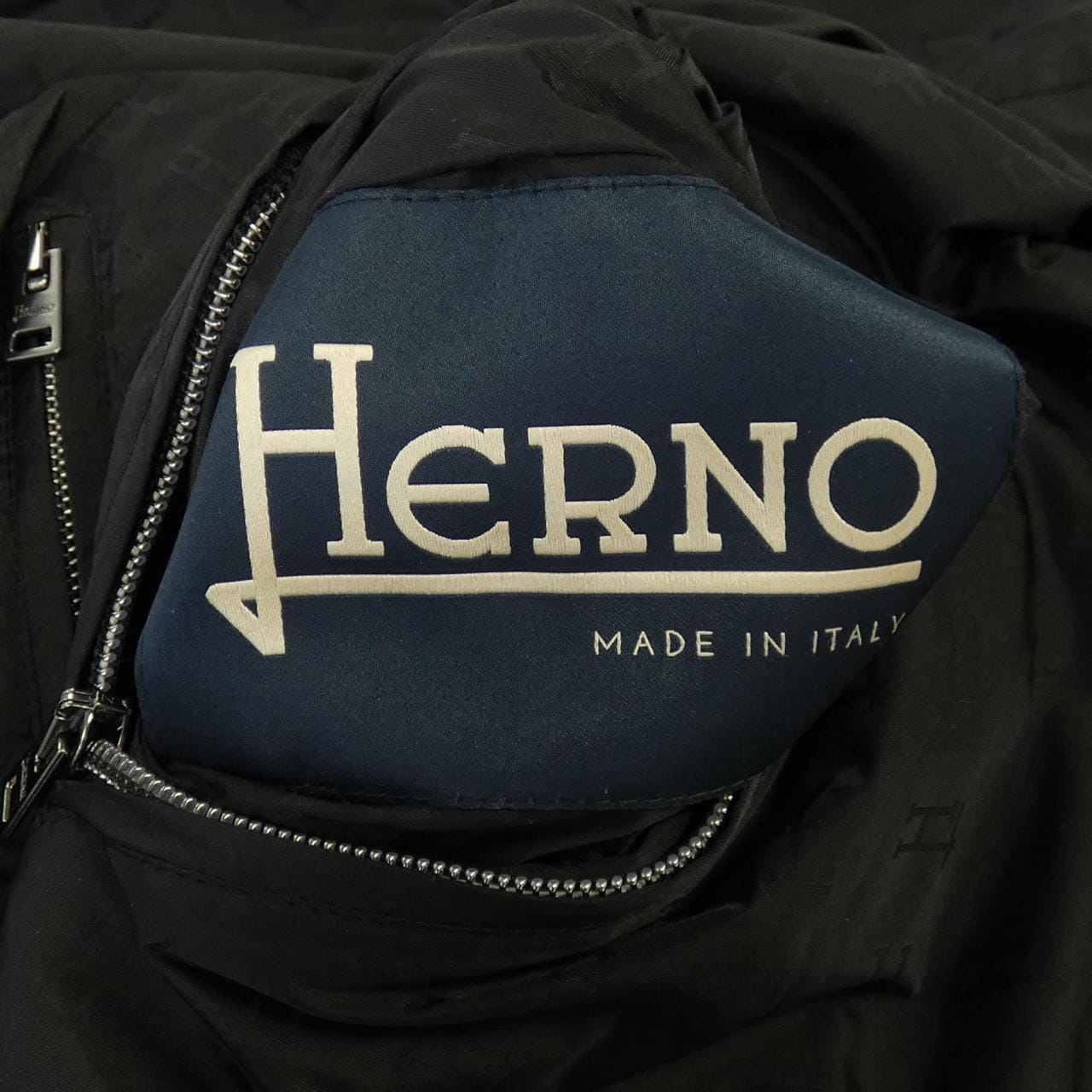 ヘルノ Herno ブルゾン