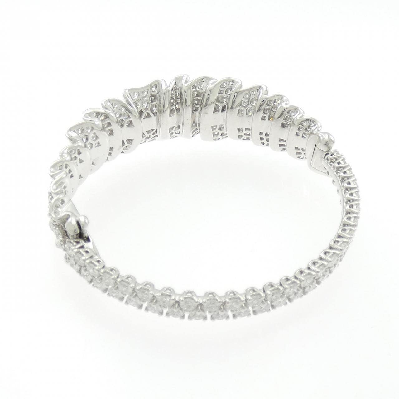 クリスチャンディオール ダイヤモンド バングル