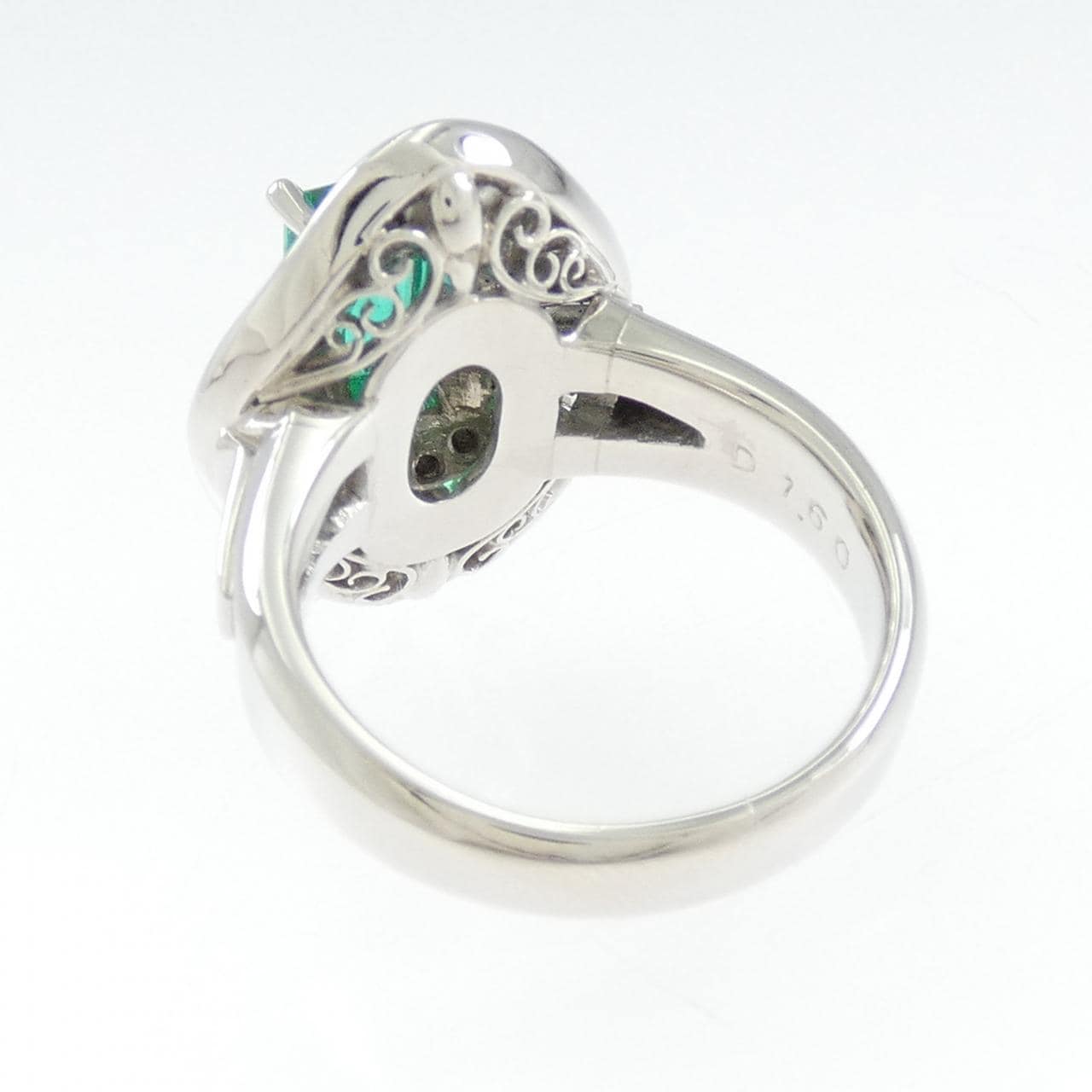 PT900 エメラルド リング 0.98CT