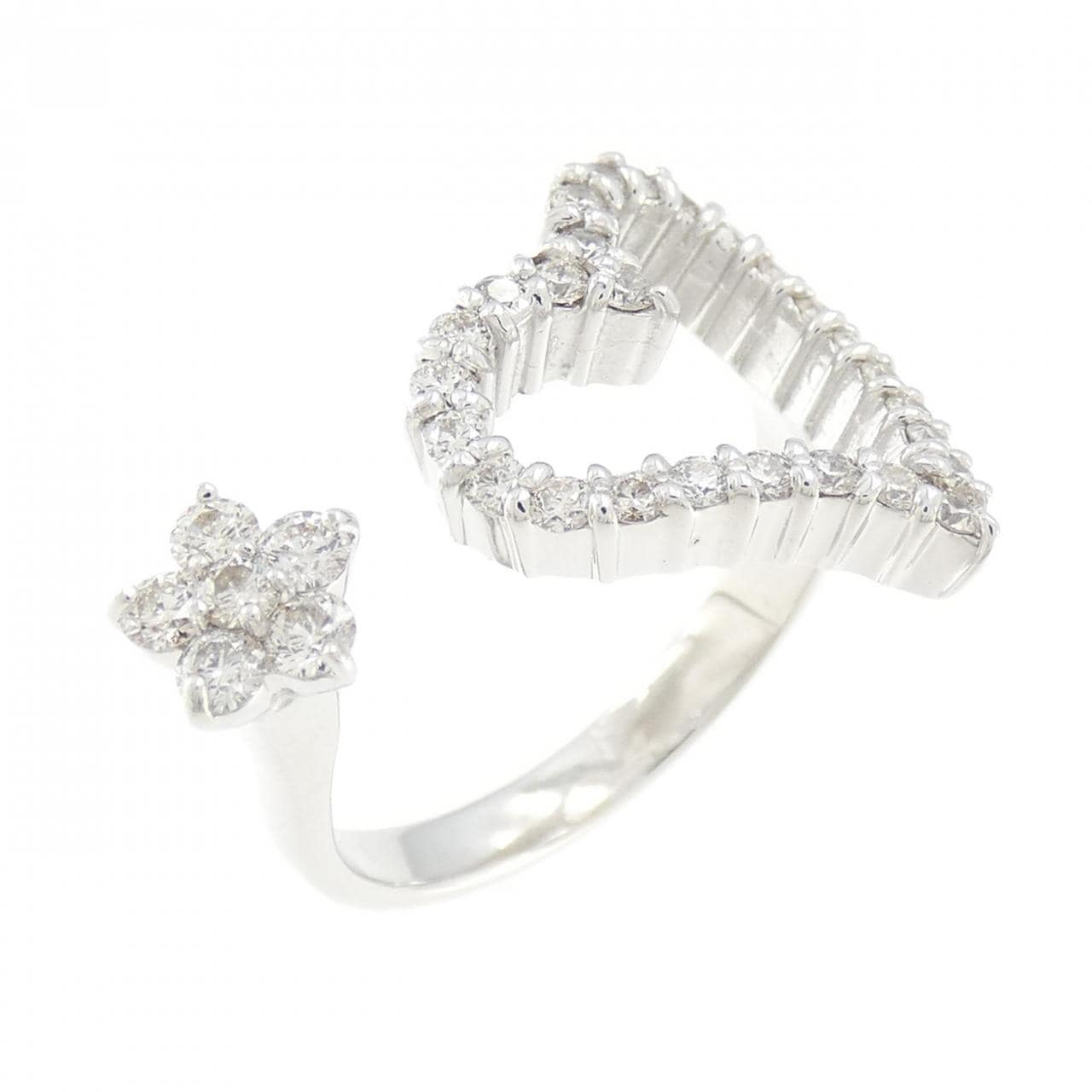 K18WG ハート×フラワー ダイヤモンド リング 0.60CT