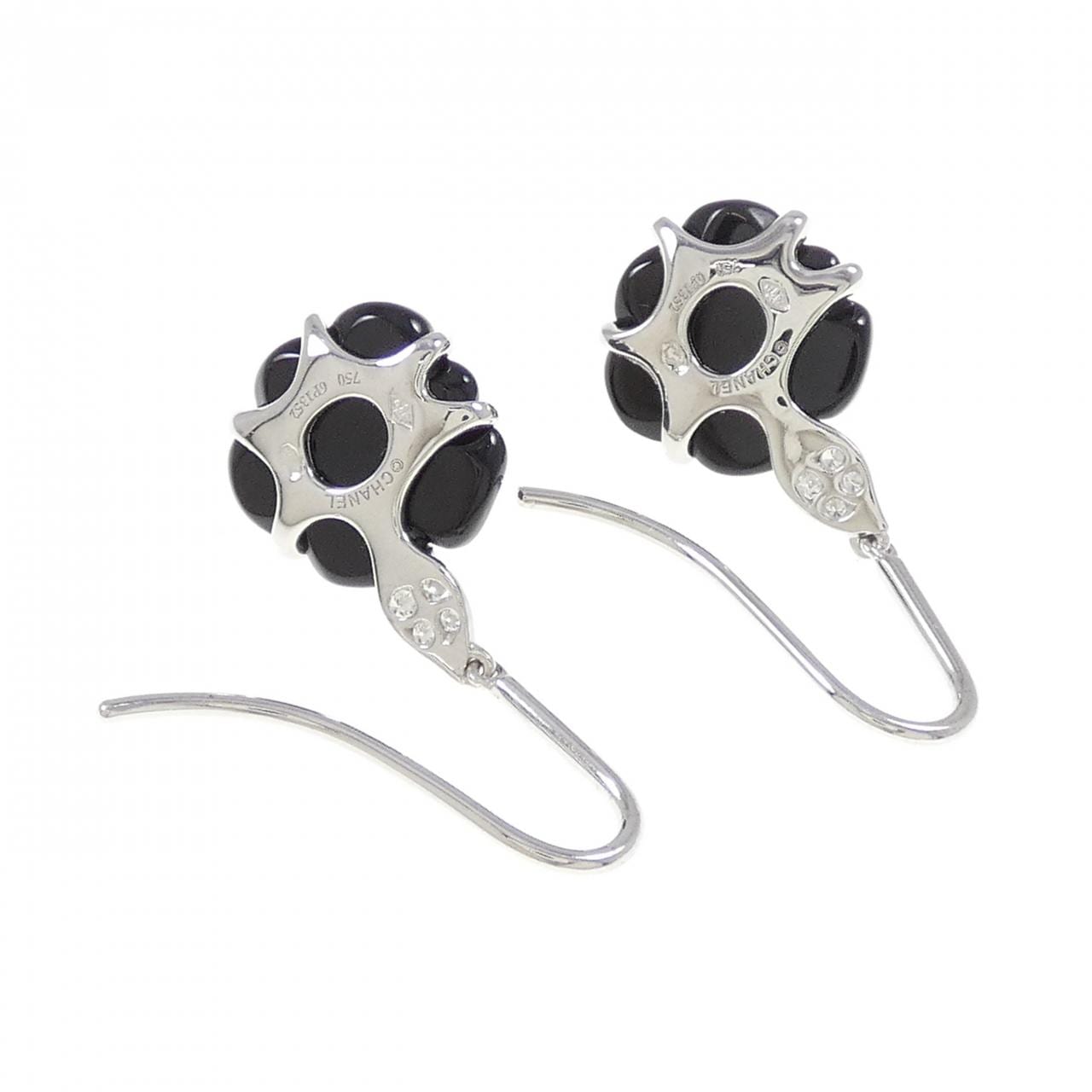 シャネル カメリア ピアス