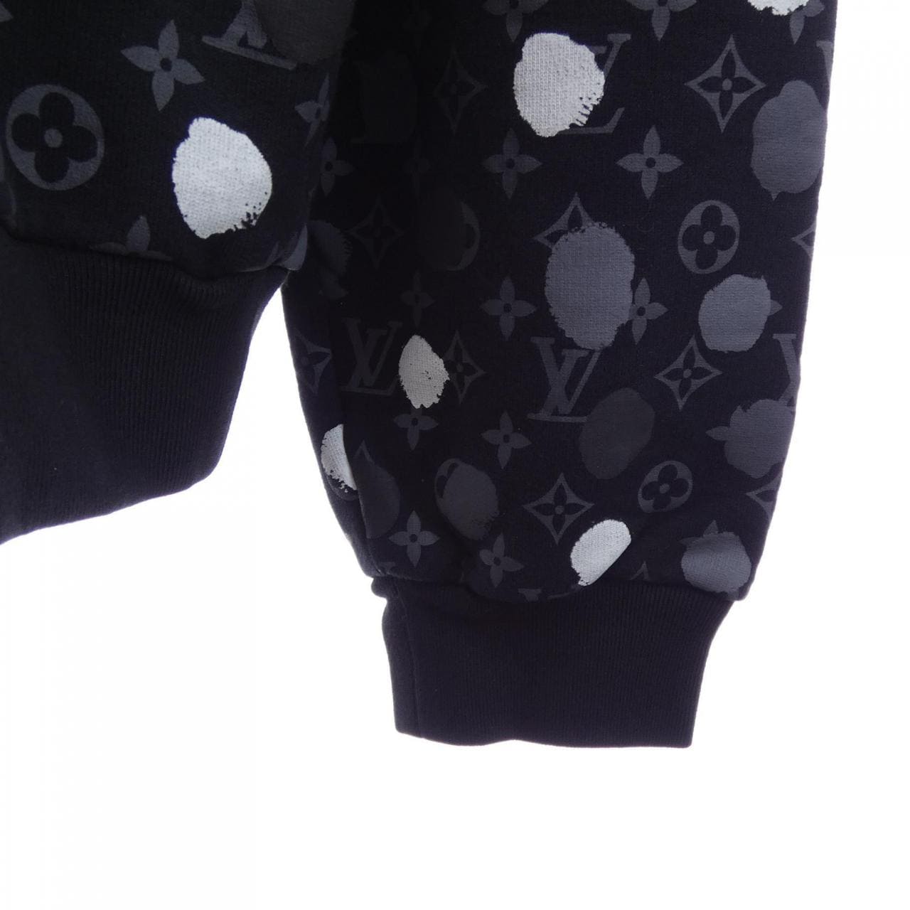 ルイヴィトン LOUIS VUITTON LV×YKペインティッドドットクルーネック HOY26WIHN 草間彌生 スウェット