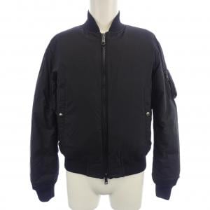 モンクレール MONCLER ダウンジャケット