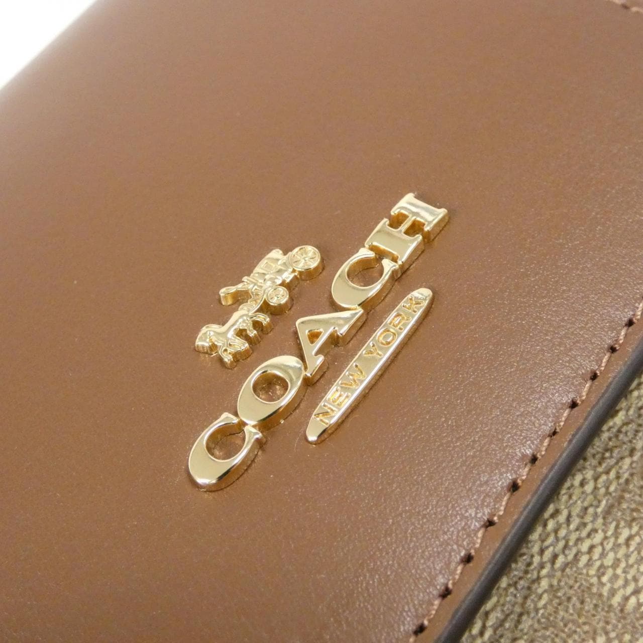 [新品] Coach CM234 手机壳