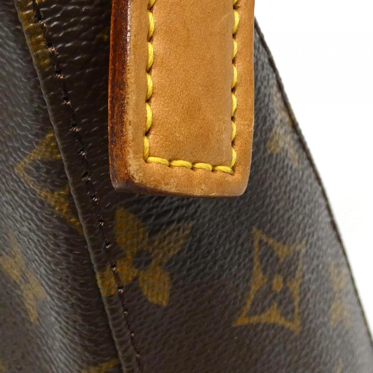 LOUIS VUITTON Monogram Loop 中号 M51146 单肩包