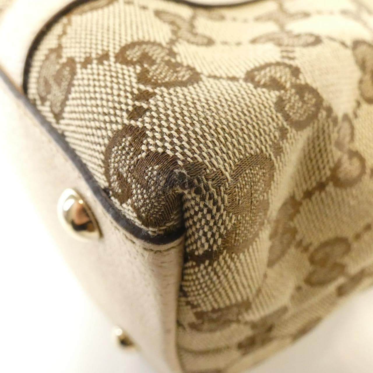 グッチ 141470 KY9JG バッグ