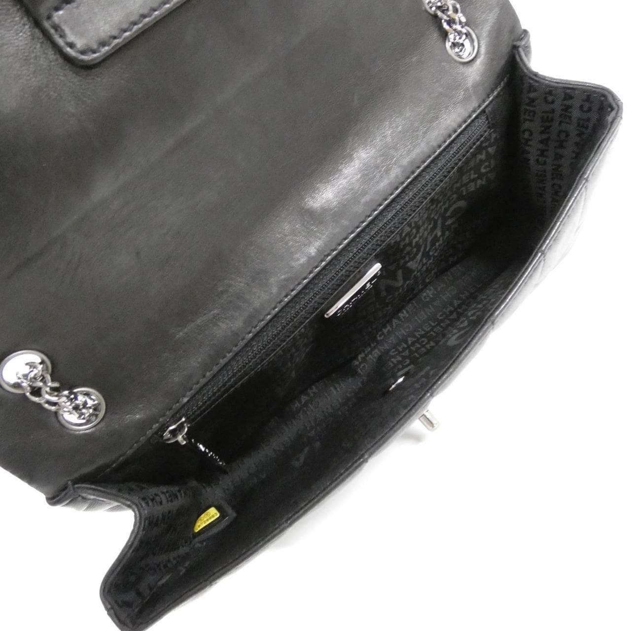 シャネル チョコバー ライン バッグ