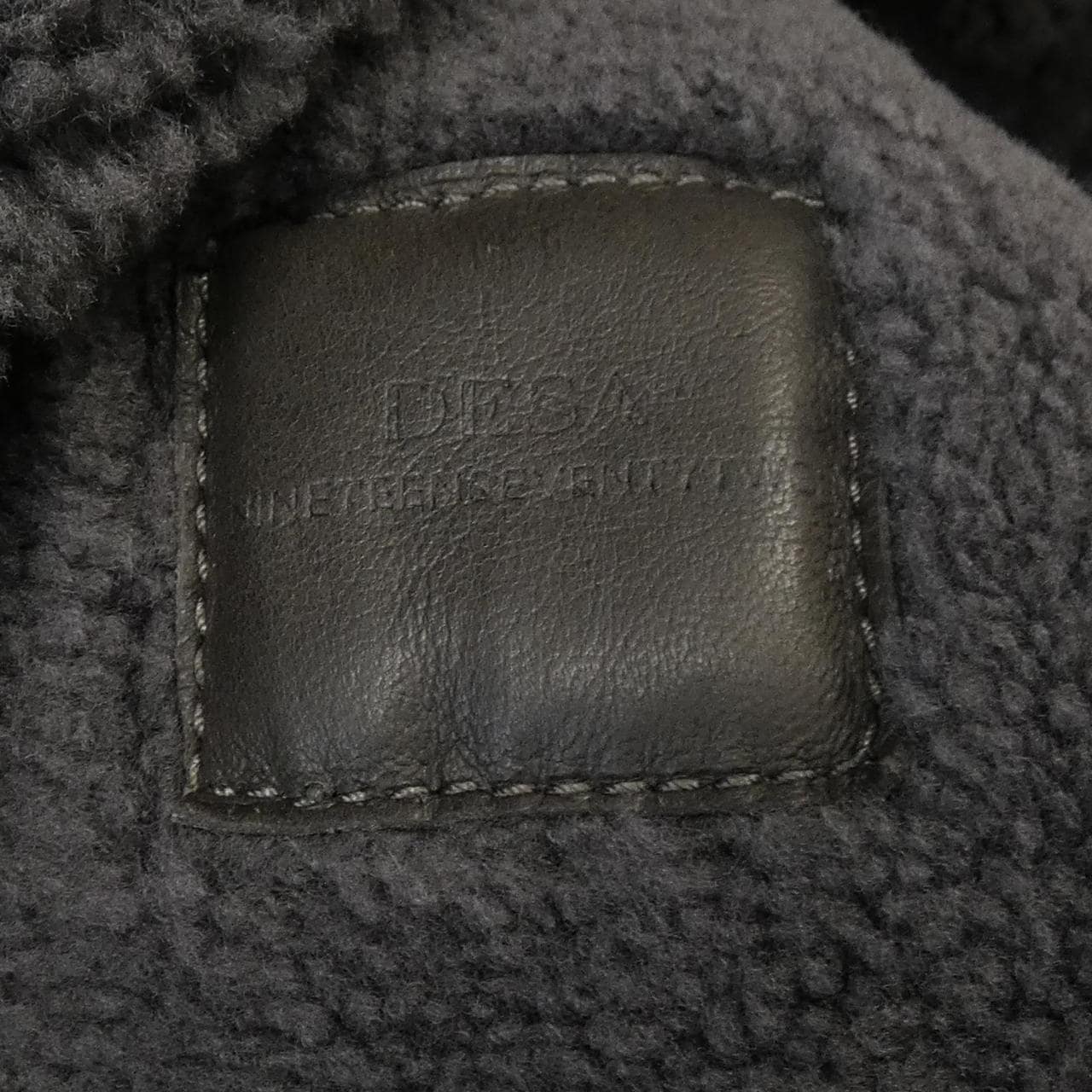 DESA ムートンジャケット