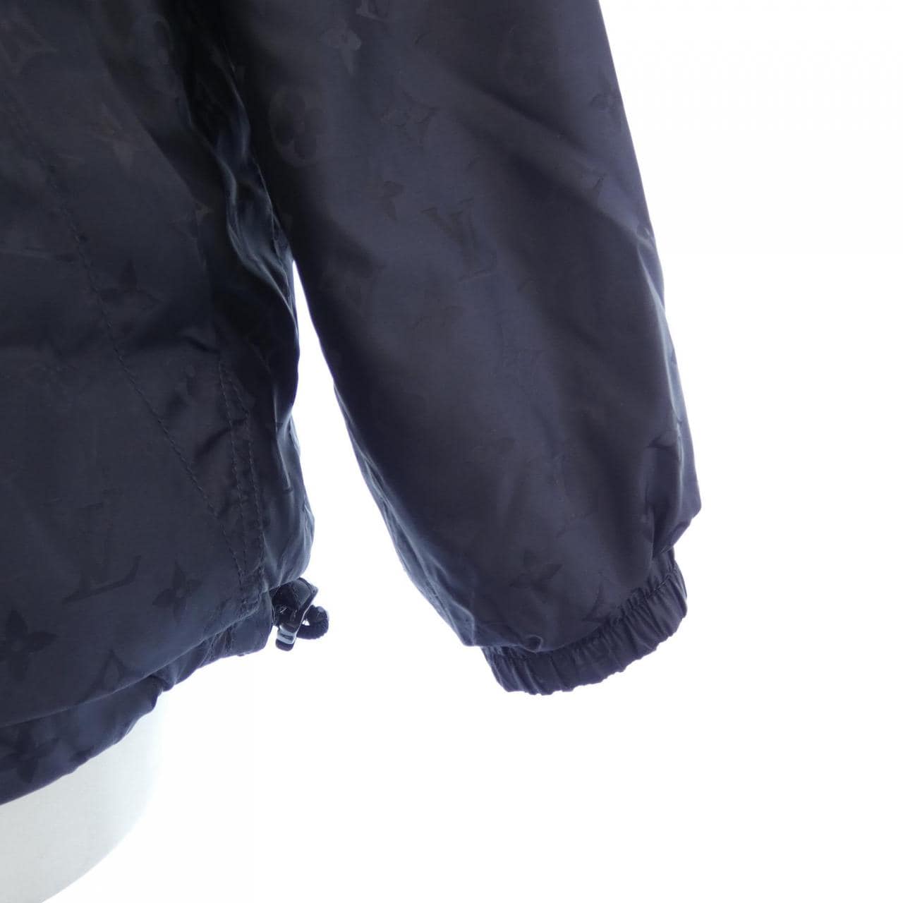 ルイヴィトン LOUIS VUITTON HLB46WDD4 ブルゾン