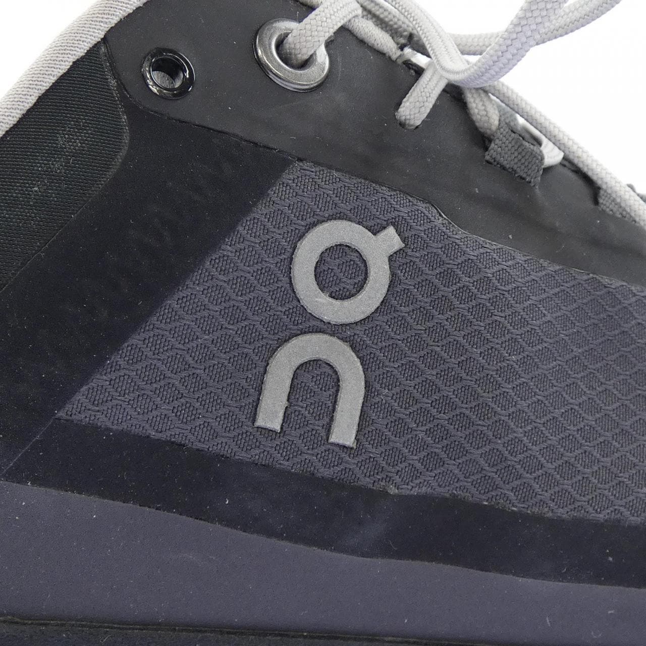 オン On cloudvista waterproof スニーカー