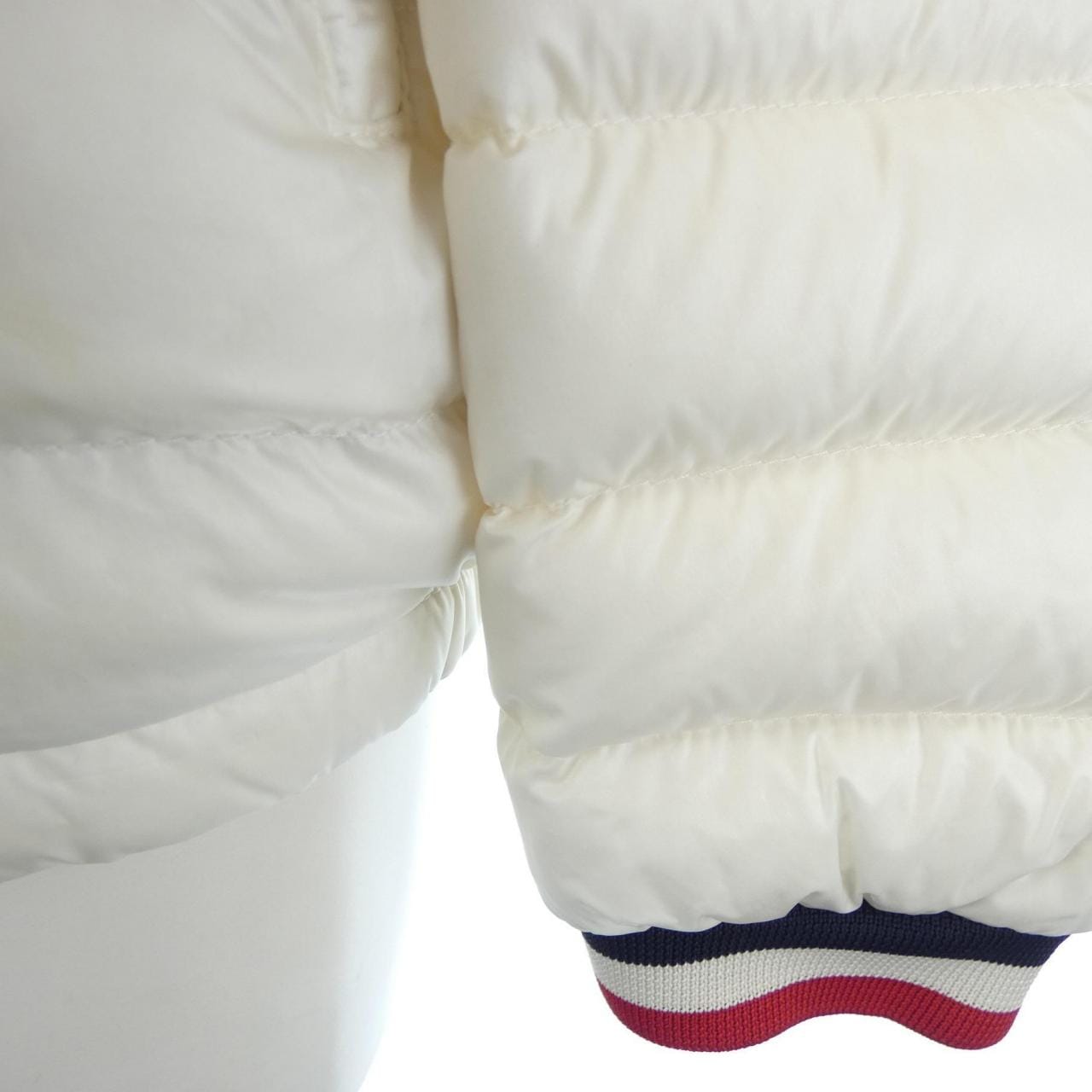 モンクレール MONCLER ダウンジャケット