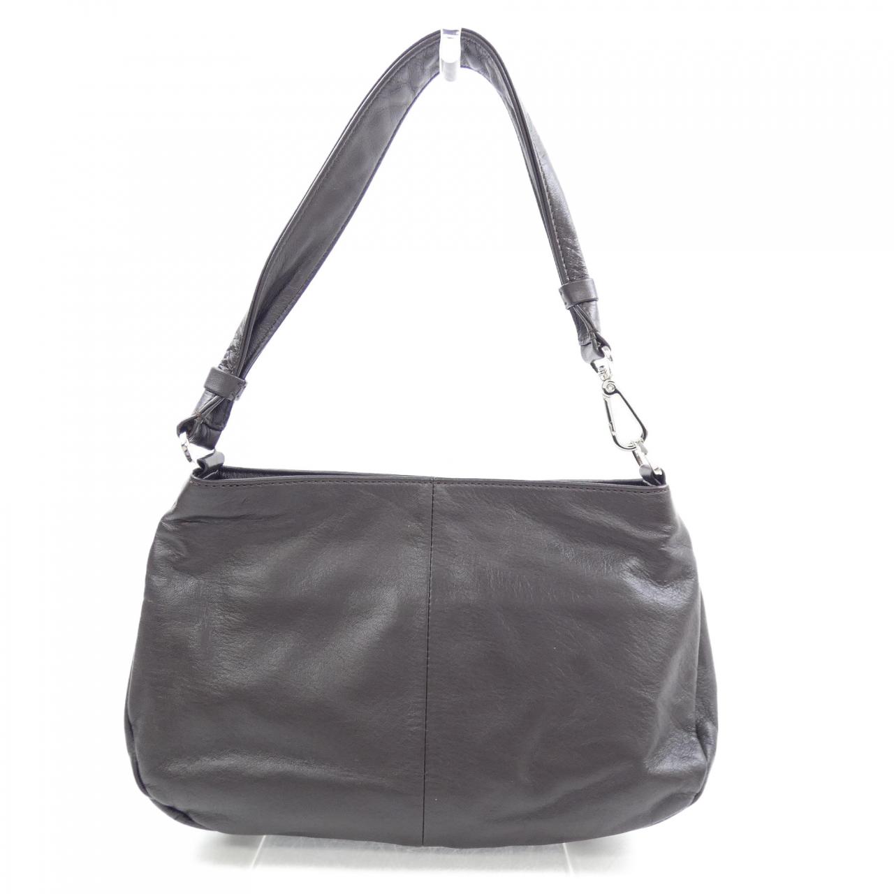 TOUT Y EST BAG