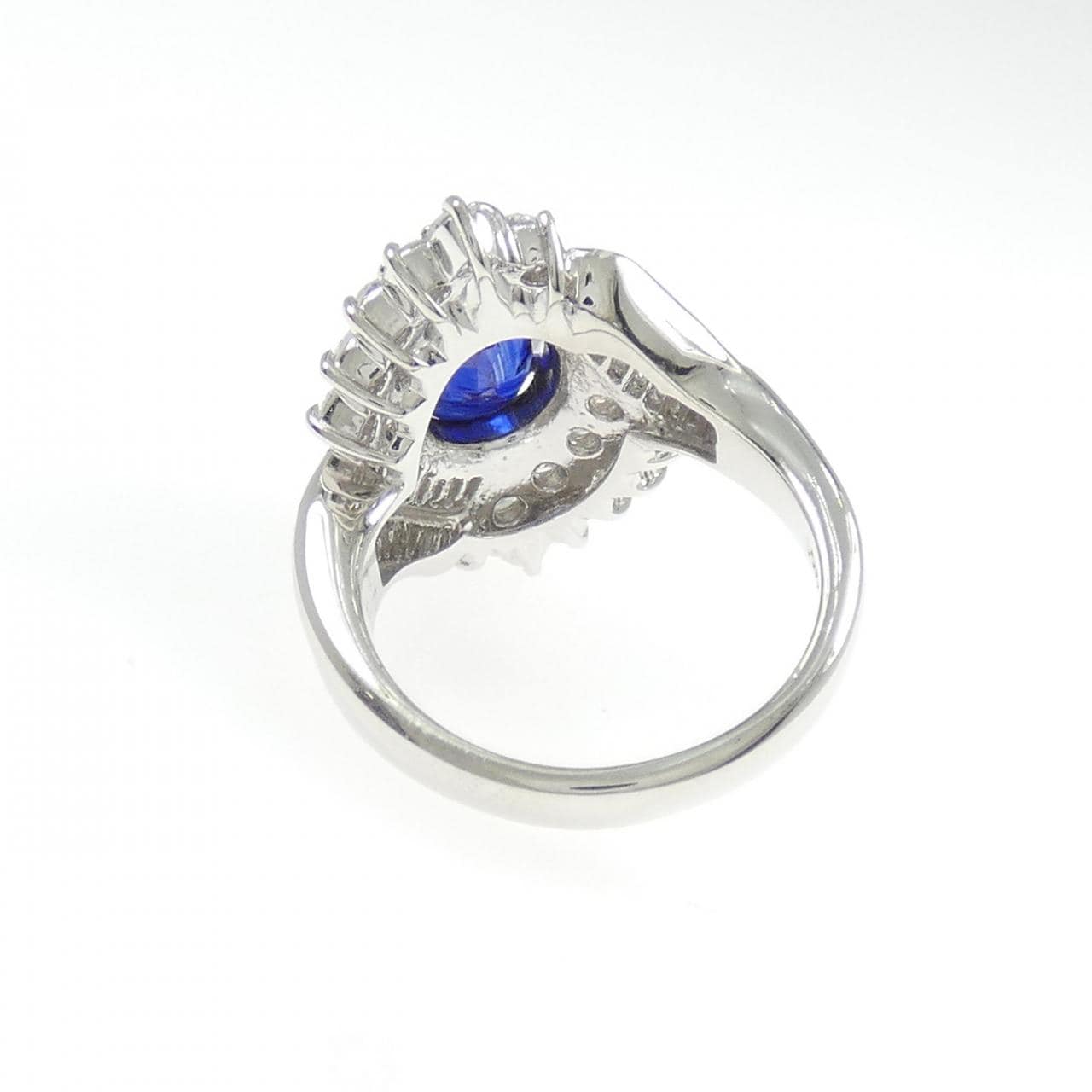PT900 サファイヤ リング 2.30CT
