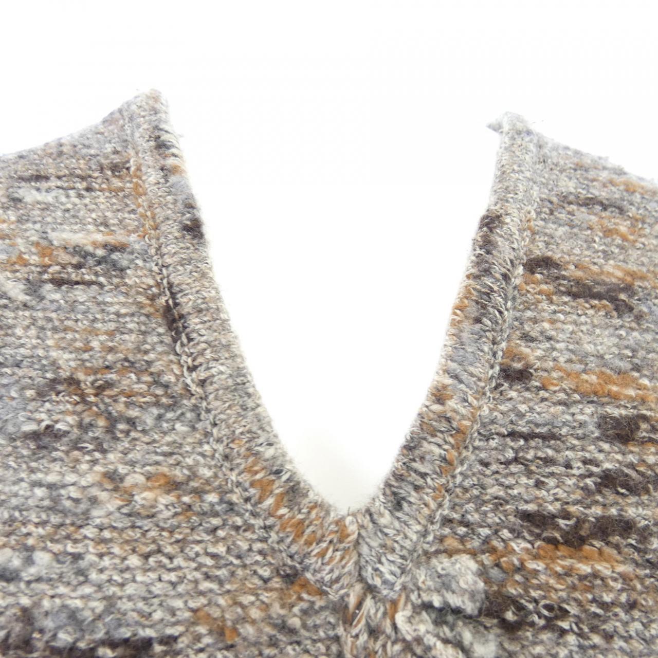 【ヴィンテージ】シャネル CHANEL IDENTIFICATION P14059V00662 99A ベスト