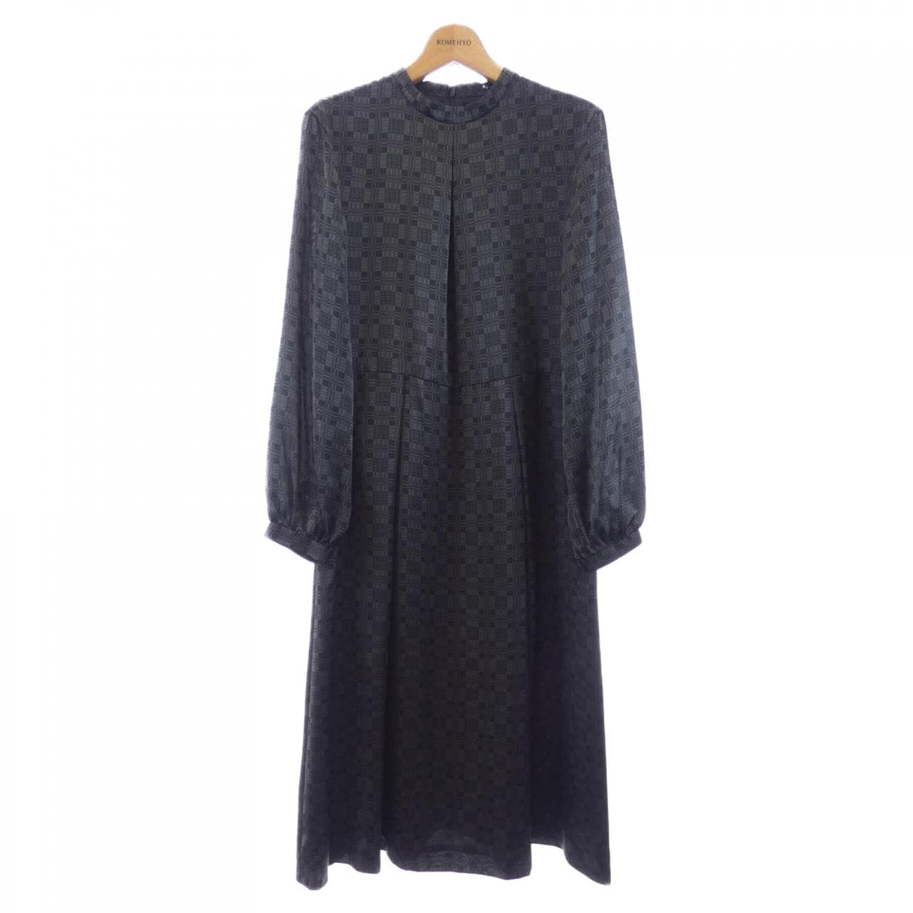 アクアスキュータム Aquascutum ワンピース