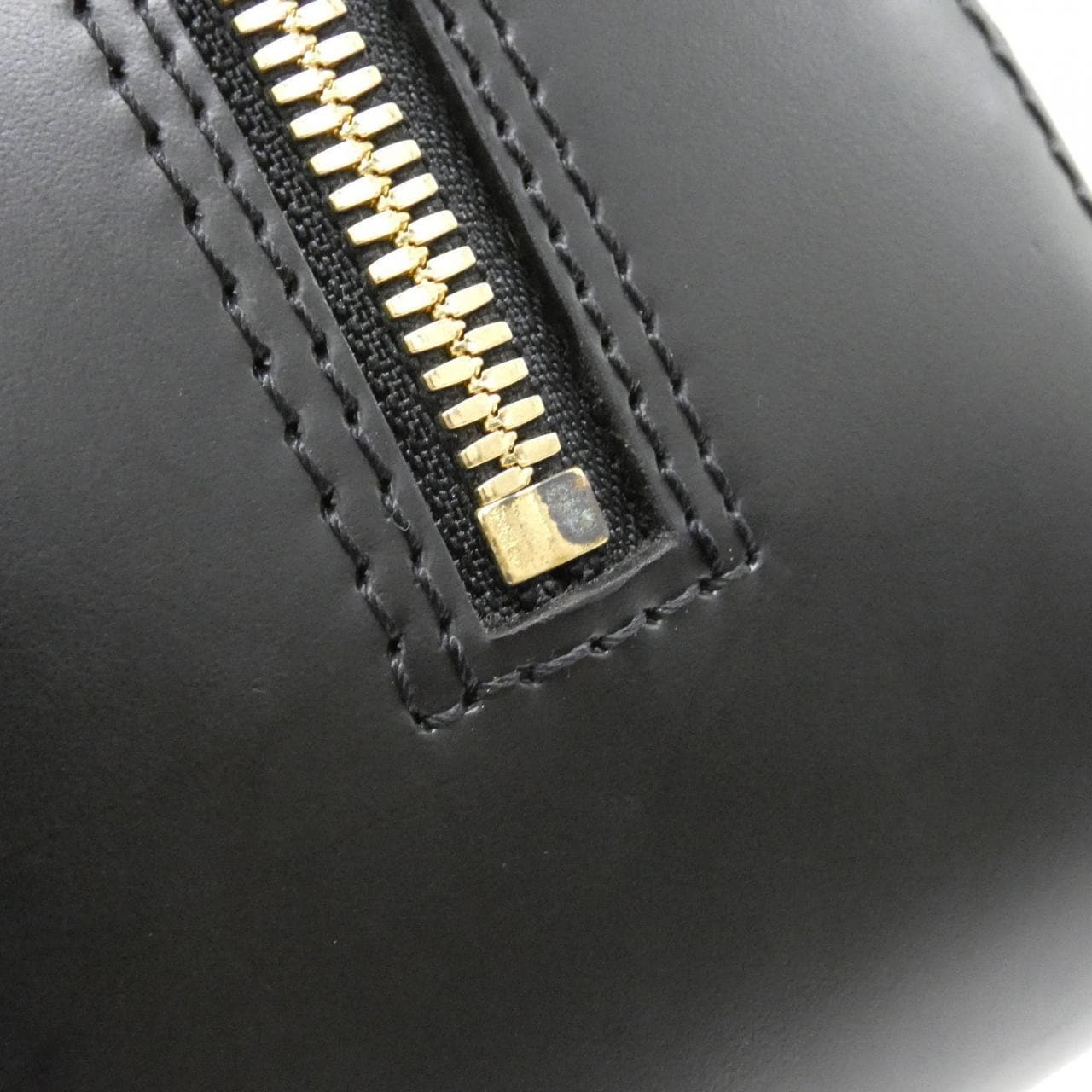 LOUIS VUITTON Epi Jasmine M52082 包